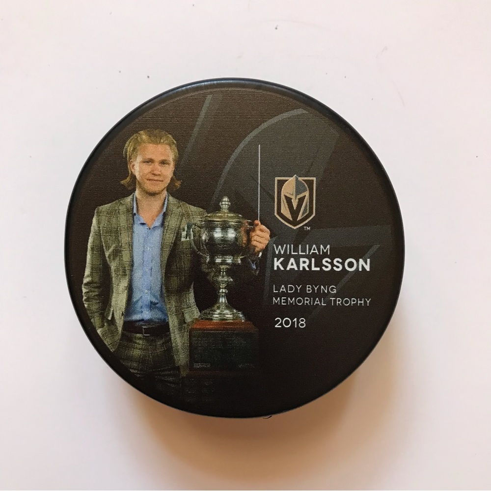 Vegas Golden Knights William Karlsson Official Hockey Puck 2018 Lady Byng Trophy